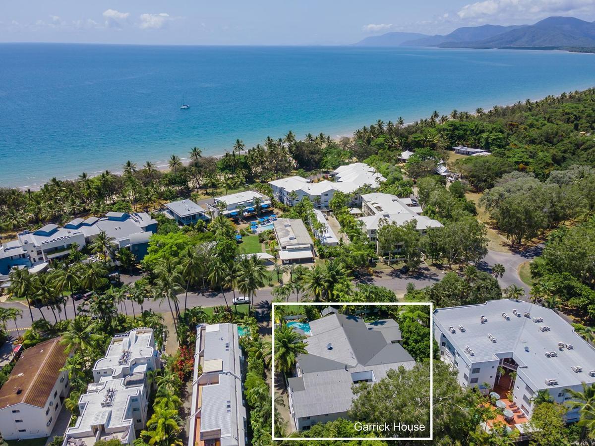 Aparthotel Garrick House à Port Douglas Extérieur photo