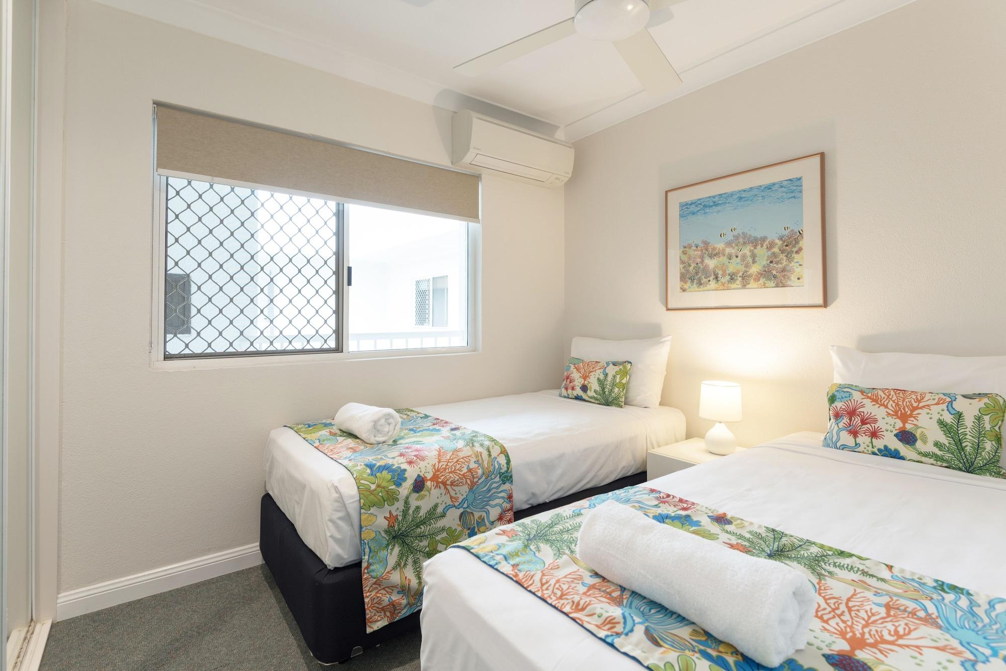 Aparthotel Garrick House à Port Douglas Extérieur photo