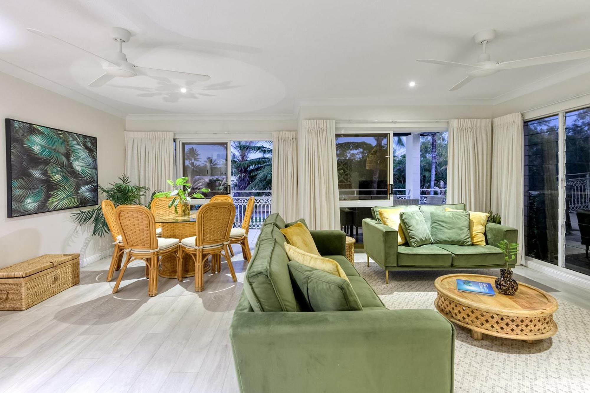 Aparthotel Garrick House à Port Douglas Extérieur photo