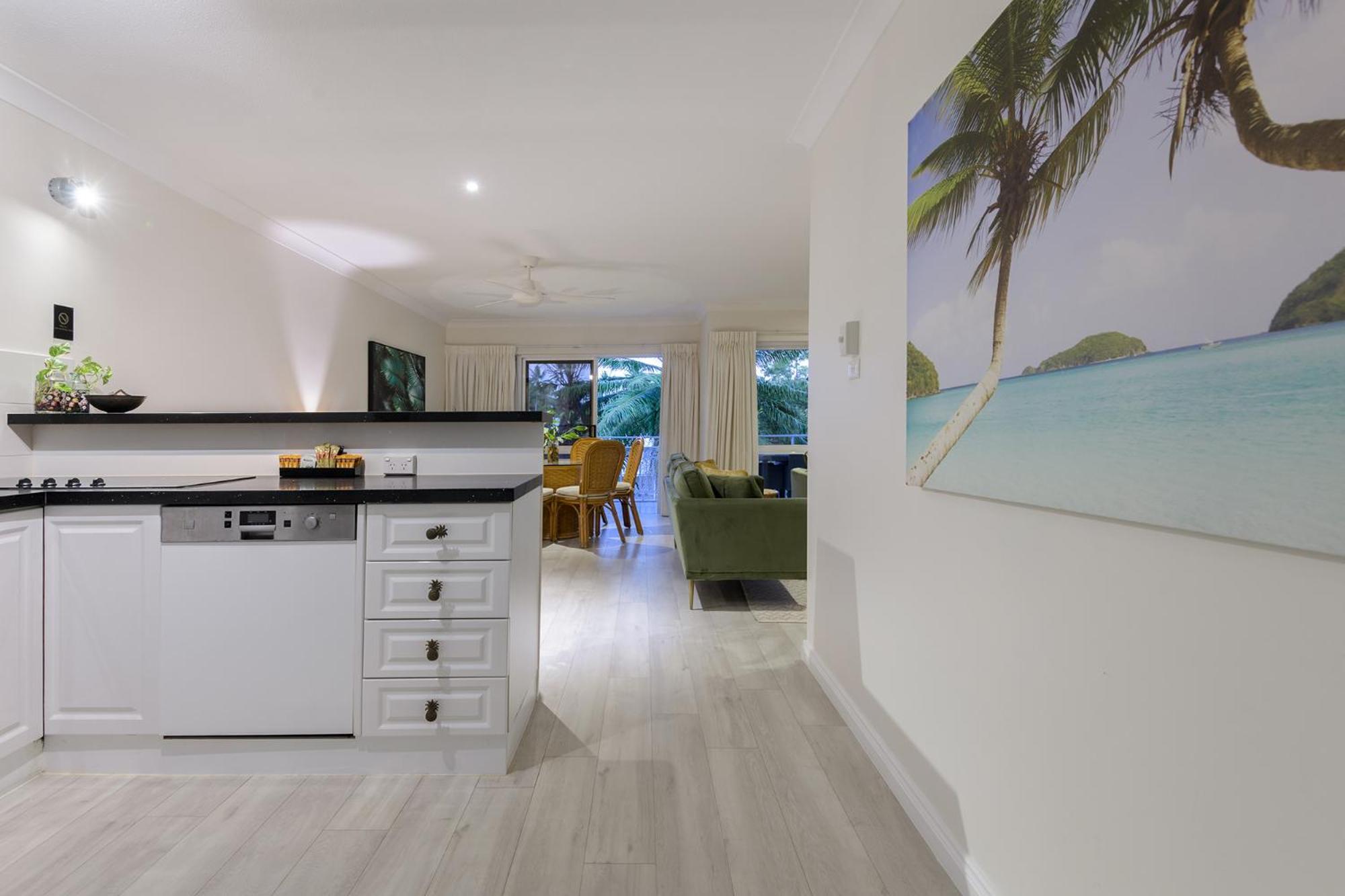 Aparthotel Garrick House à Port Douglas Extérieur photo